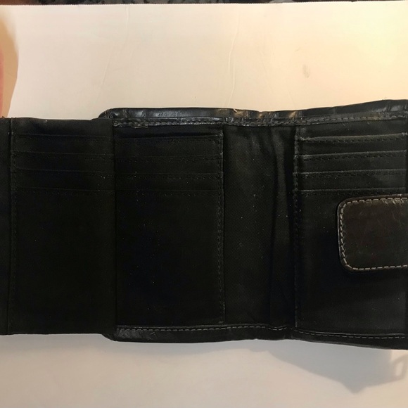 Fossil Ellis Vintage Trifold Ladies Black Leather Wallet - Picture 5 of 9